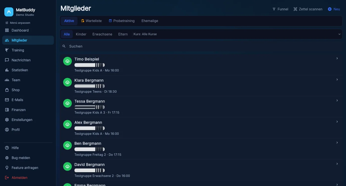 Mitgliederliste mit Status und Gürtel